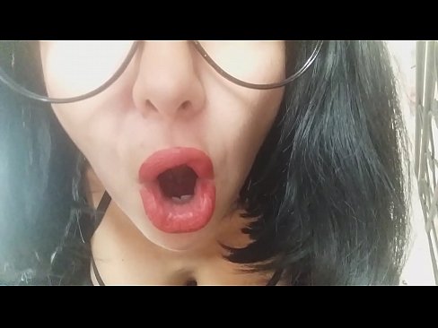 ❤️ Honey, hooyadaa anoo ah hooyadaa kuma ogolaan doonto inaad iskuul aado maanta... aad baan kuugu baahanahay... Galmada dabada ️❤