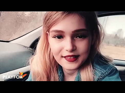 ❤️ Ilmaha kacsiga leh ayaa si farxad leh u nuugay kaadhka dhimista Galmada dabada ️❤